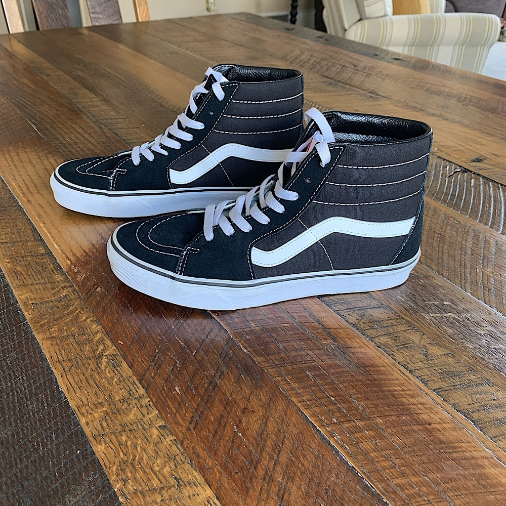 Vans high tops   Sk8-Hi shoe